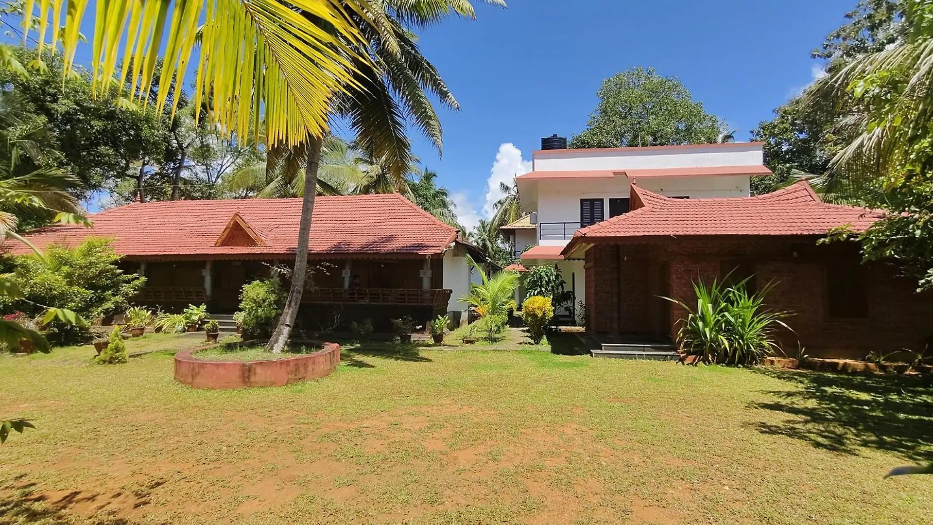 Rithu Beach Villa Alappuzha Homestay